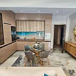 Agora Luxury 8 Apartamento Loutráki
