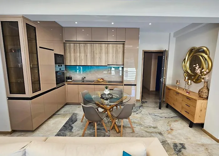 Agora Luxury 8 Apartamento Loutráki